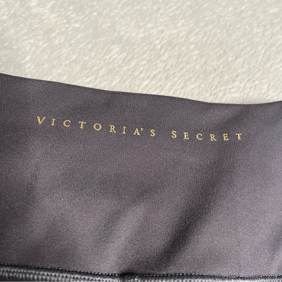 Victoria's Secret Legging‎ Women's size 10 Incredible Essential Workout Yoga Gym - Picture 3 of 5